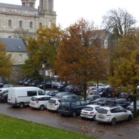 Lumineux T2 Vieille ville 3 pers parking gratuit - by La Source d'OrFée Boulogne-sur-Mer Extérieur photo