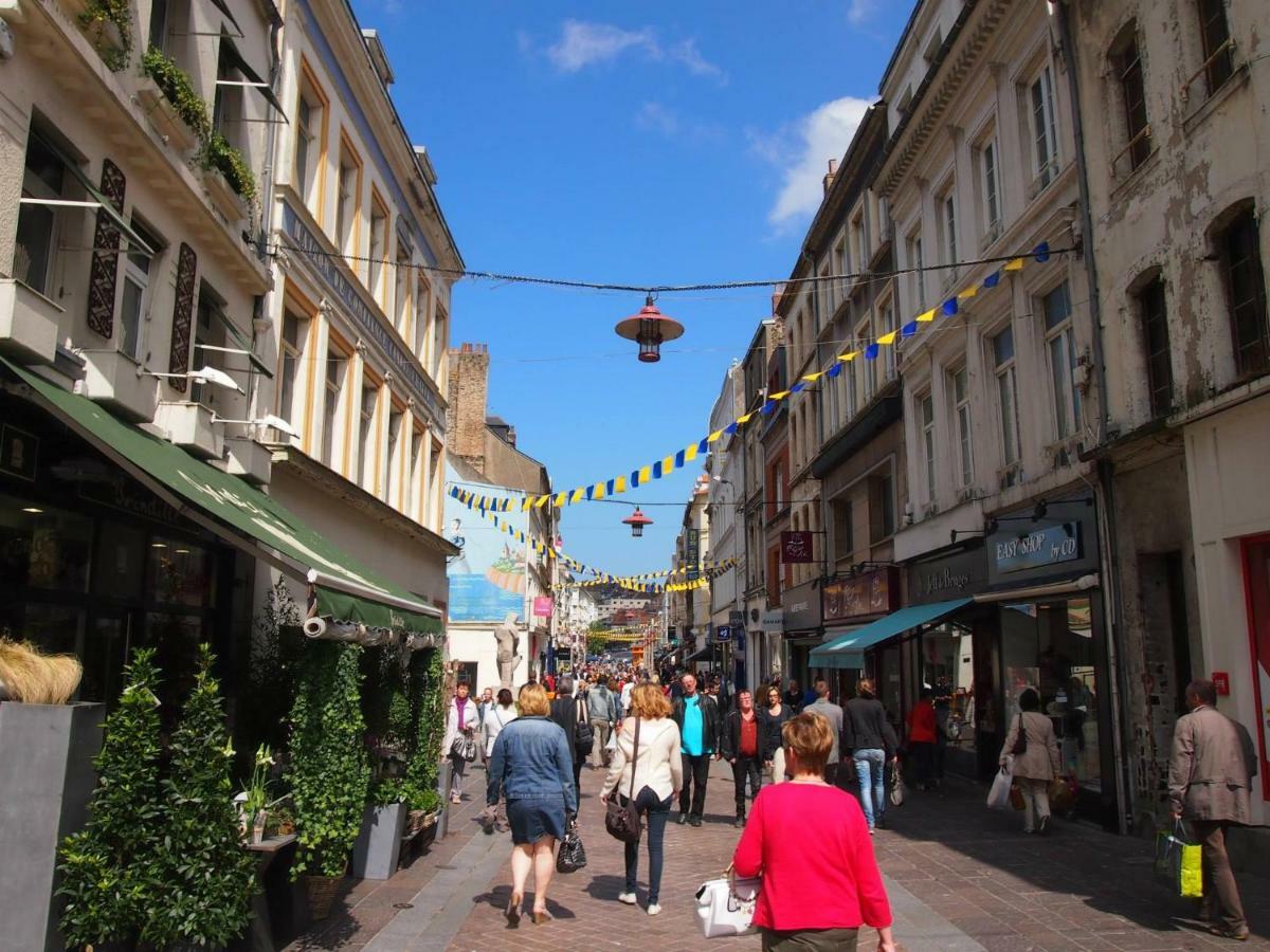 Lumineux T2 Vieille ville 3 pers parking gratuit - by La Source d'OrFée Boulogne-sur-Mer Extérieur photo